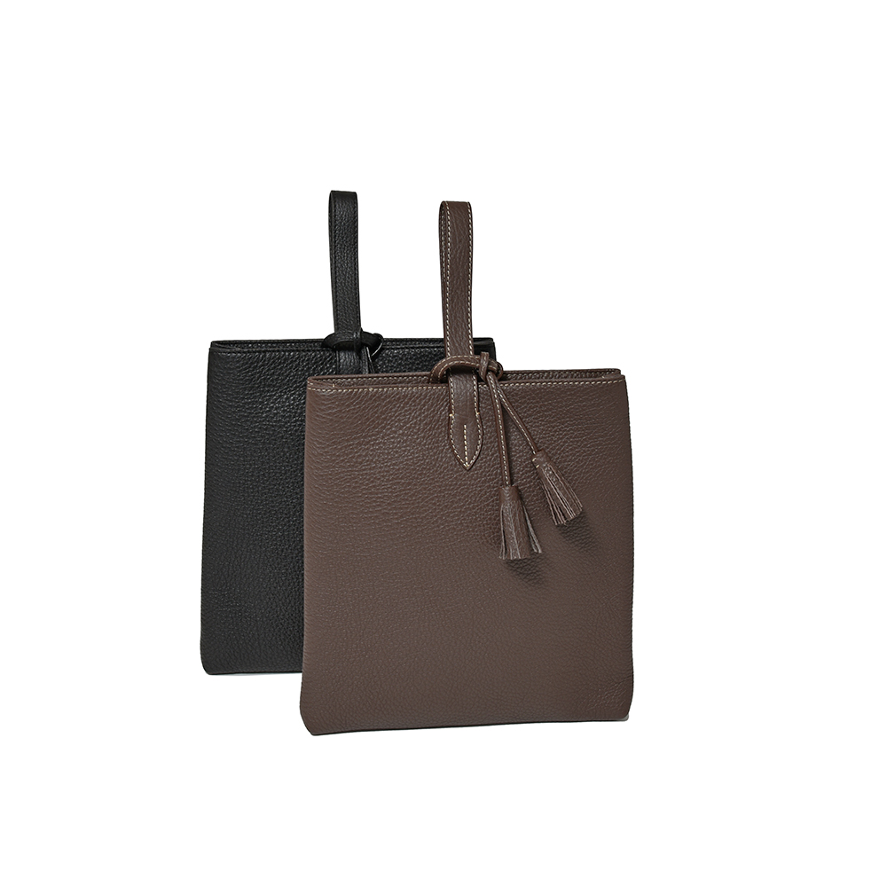 ACATE(アカーテ)<br>LUGANOT ルガノー カーフ シュリンクレザー 巾着バッグ 38446009211