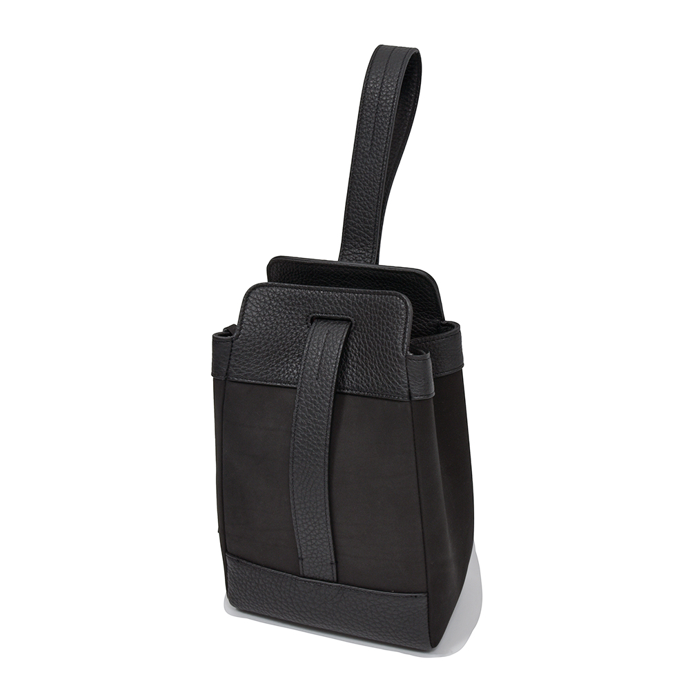 ACATE(アカーテ)<br>NUOVO-SH/NU カーフシュリンクレザー×ヌバック 2WAY クラッチバッグ 38452000211